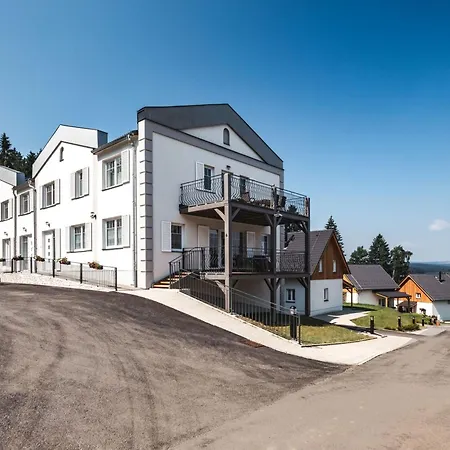 Apartment Studio Lakeside Village 4 By Interhome